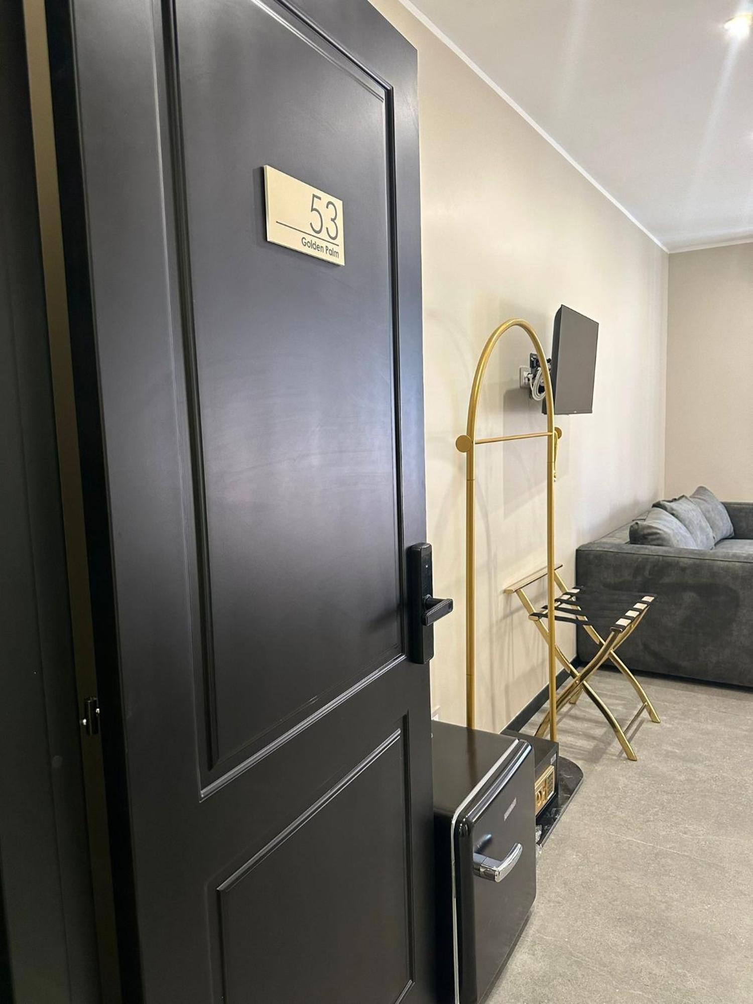 Golden Palm B&B Bari Extérieur photo